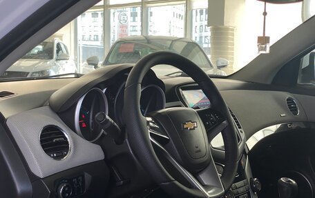 Chevrolet Cruze II, 2011 год, 699 000 рублей, 8 фотография