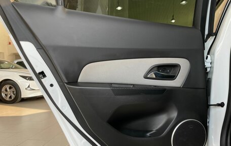 Chevrolet Cruze II, 2011 год, 699 000 рублей, 16 фотография