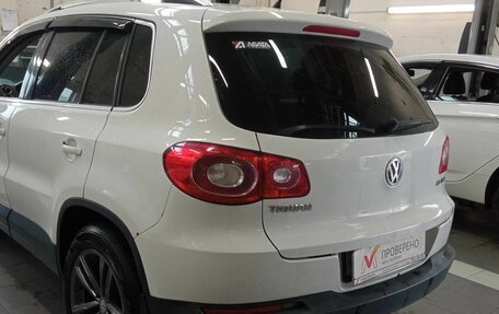 Volkswagen Tiguan I, 2010 год, 799 000 рублей, 4 фотография