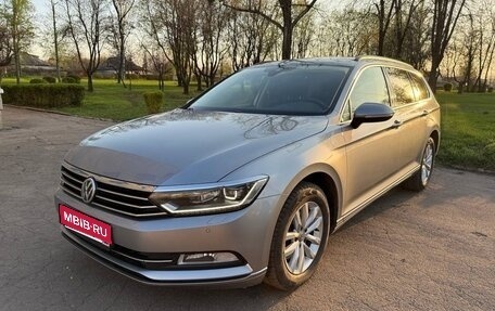 Volkswagen Passat B8 рестайлинг, 2018 год, 2 400 000 рублей, 1 фотография