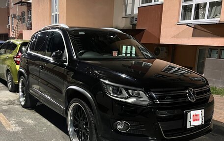 Volkswagen Tiguan I, 2014 год, 1 799 000 рублей, 1 фотография