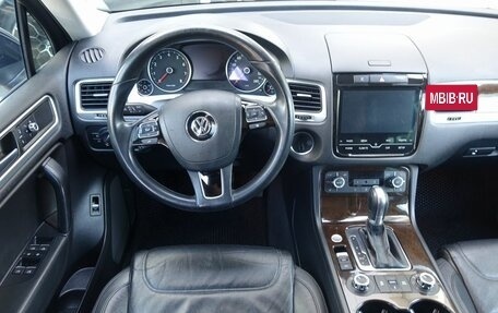 Volkswagen Touareg III, 2014 год, 1 990 000 рублей, 9 фотография