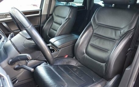 Volkswagen Touareg III, 2014 год, 1 990 000 рублей, 6 фотография