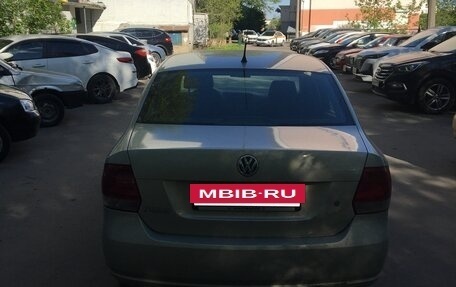 Volkswagen Polo VI (EU Market), 2011 год, 590 000 рублей, 2 фотография