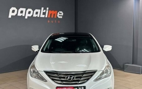 Hyundai Sonata VI, 2011 год, 1 099 000 рублей, 2 фотография