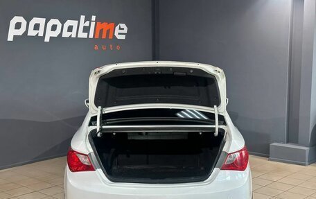 Hyundai Sonata VI, 2011 год, 1 099 000 рублей, 5 фотография