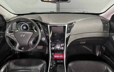 Hyundai Sonata VI, 2011 год, 1 099 000 рублей, 9 фотография