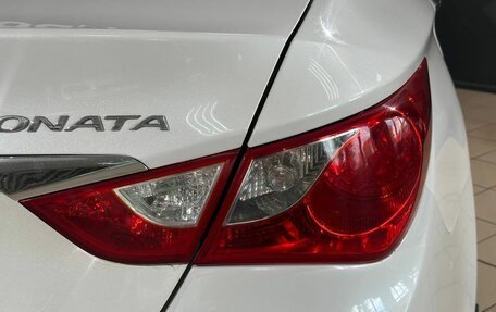 Hyundai Sonata VI, 2011 год, 1 099 000 рублей, 24 фотография