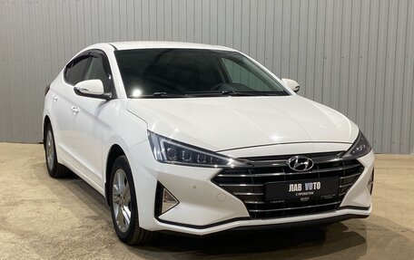 Hyundai Elantra VI рестайлинг, 2020 год, 1 800 000 рублей, 3 фотография
