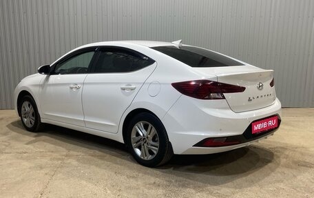 Hyundai Elantra VI рестайлинг, 2020 год, 1 800 000 рублей, 8 фотография
