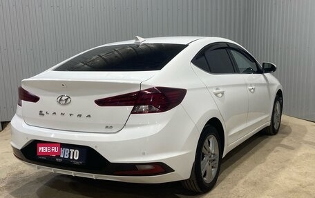 Hyundai Elantra VI рестайлинг, 2020 год, 1 800 000 рублей, 6 фотография