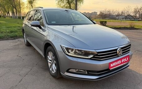 Volkswagen Passat B8 рестайлинг, 2018 год, 2 400 000 рублей, 2 фотография
