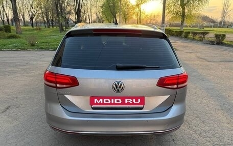 Volkswagen Passat B8 рестайлинг, 2018 год, 2 400 000 рублей, 5 фотография