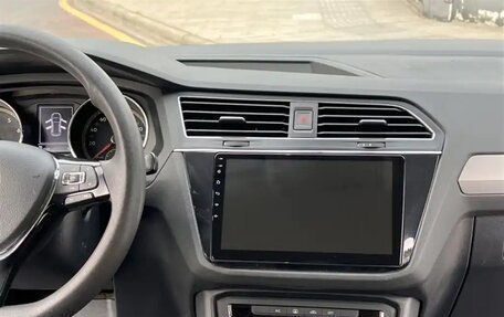 Volkswagen Tiguan II, 2021 год, 1 700 000 рублей, 10 фотография