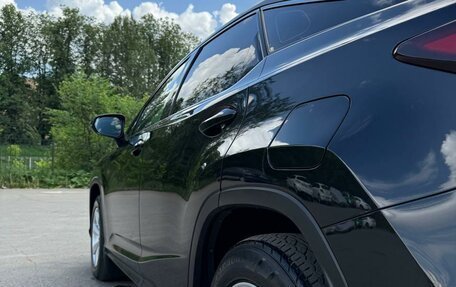 Lexus RX IV рестайлинг, 2017 год, 3 350 000 рублей, 2 фотография