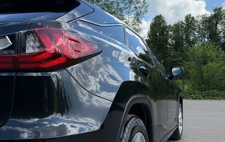 Lexus RX IV рестайлинг, 2017 год, 3 350 000 рублей, 4 фотография