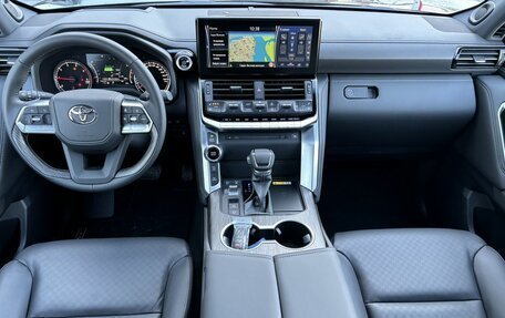 Toyota Land Cruiser, 2024 год, 12 690 000 рублей, 5 фотография