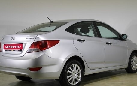 Hyundai Solaris II рестайлинг, 2011 год, 700 000 рублей, 5 фотография