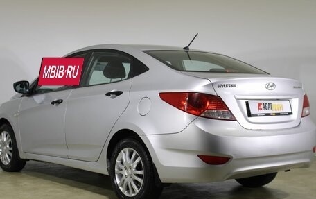 Hyundai Solaris II рестайлинг, 2011 год, 700 000 рублей, 7 фотография