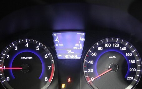 Hyundai Solaris II рестайлинг, 2011 год, 700 000 рублей, 9 фотография