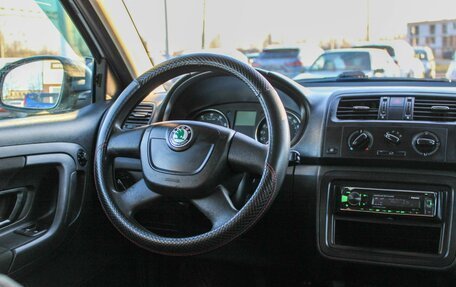 Skoda Fabia II, 2012 год, 330 000 рублей, 17 фотография