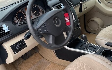 Mercedes-Benz B-Класс, 2011 год, 780 000 рублей, 9 фотография