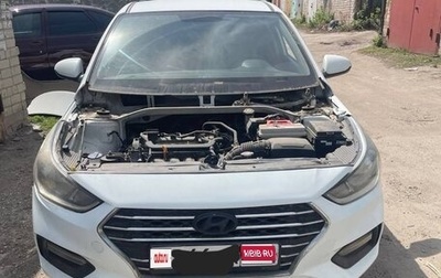 Hyundai Solaris II рестайлинг, 2017 год, 300 000 рублей, 1 фотография