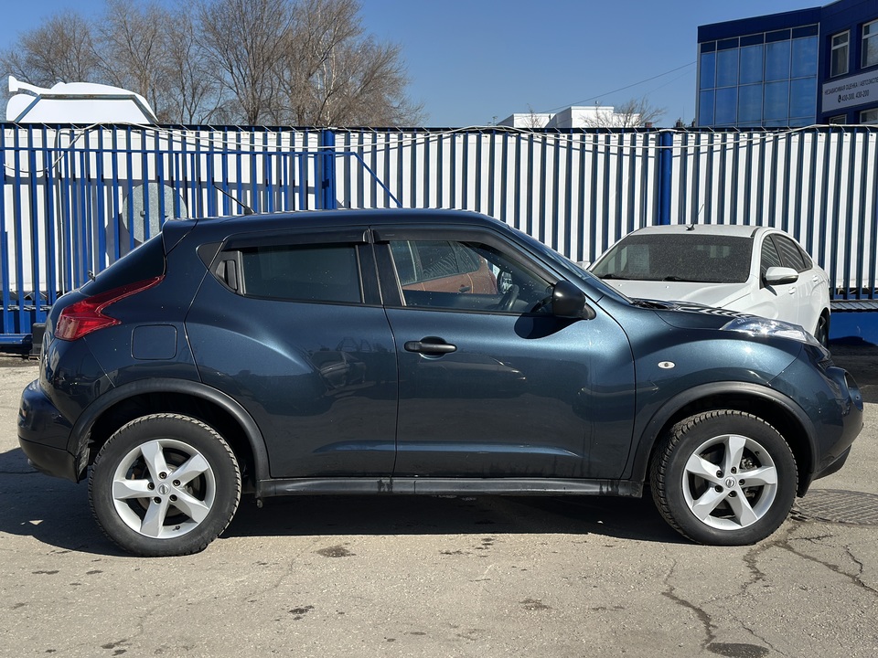 Nissan Juke YF15, 2011 год, 880 000 рублей, 4 фотография