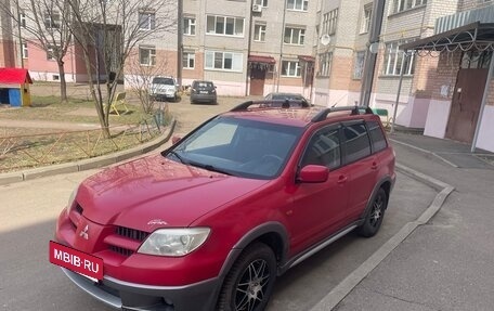 Mitsubishi Outlander III рестайлинг 3, 2005 год, 700 000 рублей, 2 фотография