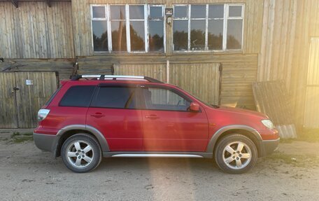 Mitsubishi Outlander III рестайлинг 3, 2005 год, 700 000 рублей, 20 фотография
