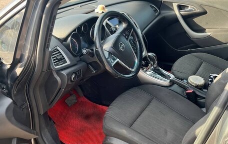 Opel Astra J, 2011 год, 700 000 рублей, 8 фотография