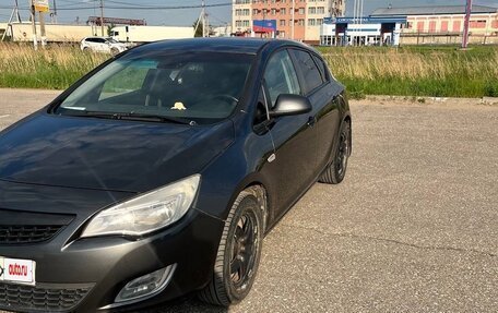 Opel Astra J, 2011 год, 700 000 рублей, 3 фотография