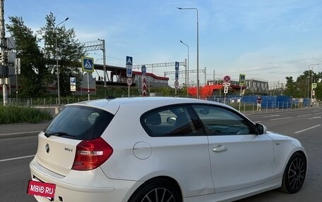 BMW 1 серия, 2011 год, 710 000 рублей, 3 фотография