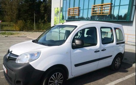 Renault Kangoo II рестайлинг, 2020 год, 1 300 000 рублей, 3 фотография