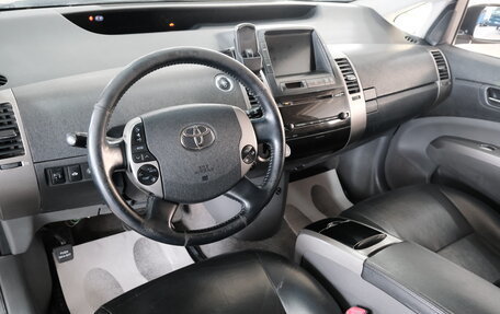 Toyota Prius, 2008 год, 849 000 рублей, 9 фотография
