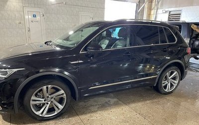Volkswagen Tiguan II, 2021 год, 4 000 000 рублей, 1 фотография