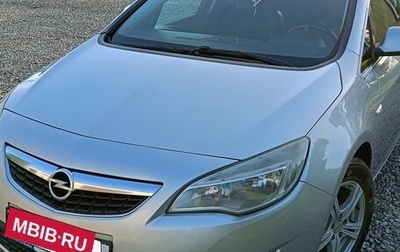Opel Astra J, 2012 год, 670 000 рублей, 1 фотография