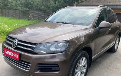 Volkswagen Touareg III, 2011 год, 2 600 000 рублей, 1 фотография