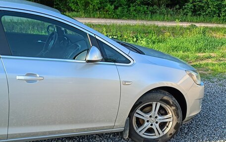 Opel Astra J, 2012 год, 670 000 рублей, 4 фотография