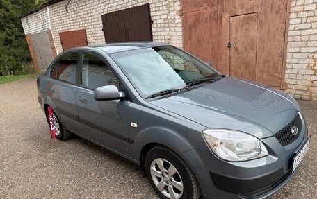 KIA Rio II, 2006 год, 690 000 рублей, 2 фотография