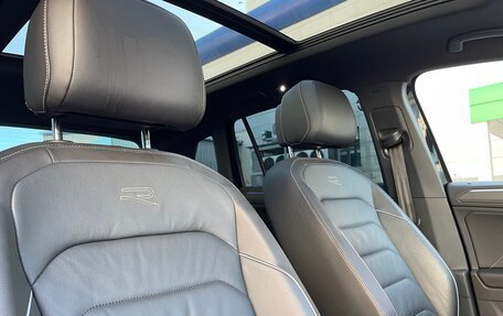 Volkswagen Tiguan II, 2021 год, 4 000 000 рублей, 31 фотография