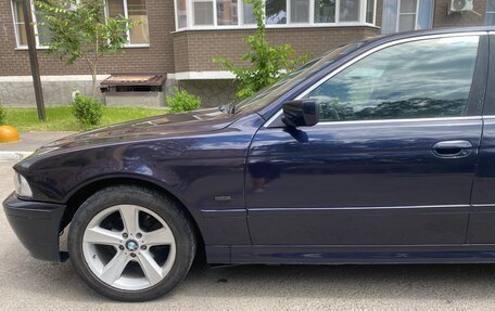 BMW 5 серия, 2003 год, 700 000 рублей, 13 фотография