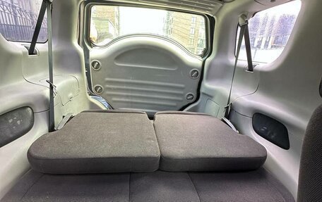 Isuzu VehiCross, 1997 год, 1 750 000 рублей, 18 фотография