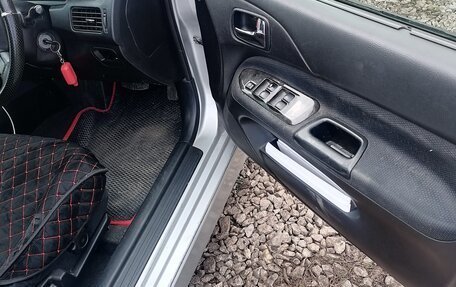 Mitsubishi Lancer IX, 2002 год, 400 000 рублей, 18 фотография