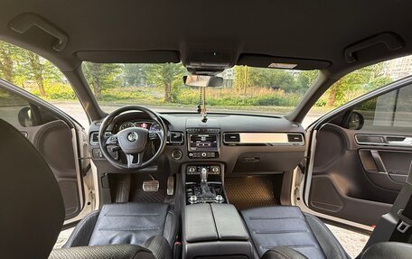 Volkswagen Touareg III, 2017 год, 3 999 000 рублей, 5 фотография
