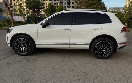 Volkswagen Touareg III, 2017 год, 3 999 000 рублей, 3 фотография