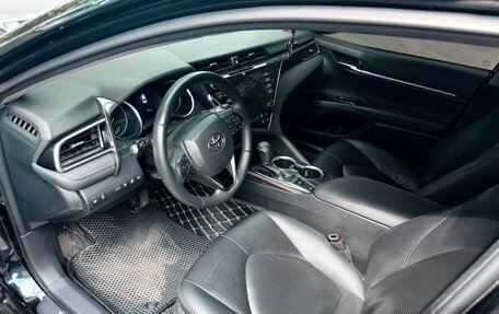 Toyota Camry, 2018 год, 3 500 000 рублей, 13 фотография