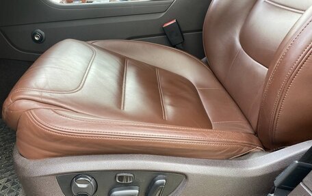 Volkswagen Touareg III, 2011 год, 2 600 000 рублей, 13 фотография