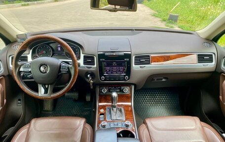 Volkswagen Touareg III, 2011 год, 2 600 000 рублей, 11 фотография
