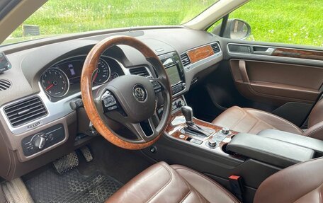 Volkswagen Touareg III, 2011 год, 2 600 000 рублей, 9 фотография